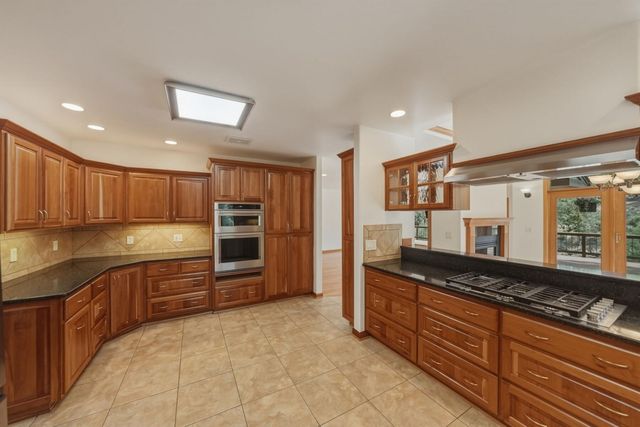 637 NW Silver Buckle Road, Bend, OR 97703