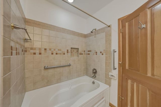 637 NW Silver Buckle Road, Bend, OR 97703