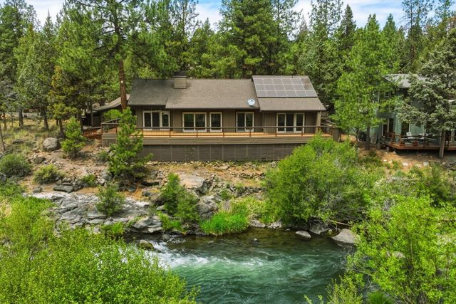 637 NW Silver Buckle Road, Bend, OR 97703