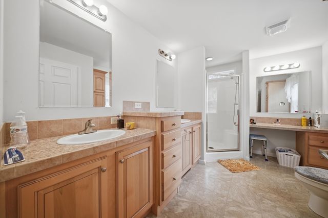 10 Nolet Avenue, Salem, NH 03079