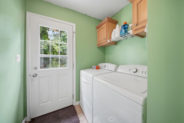 10 Nolet Avenue, Salem, NH 03079