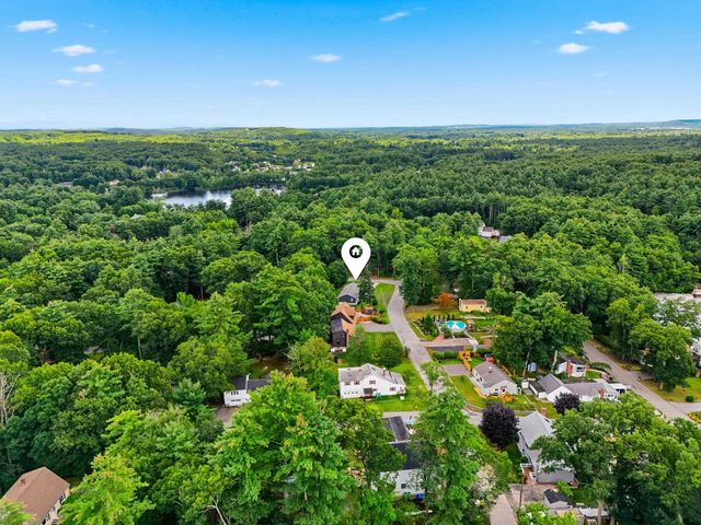 10 Nolet Avenue, Salem, NH 03079