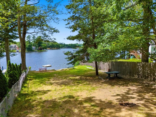10 Nolet Avenue, Salem, NH 03079