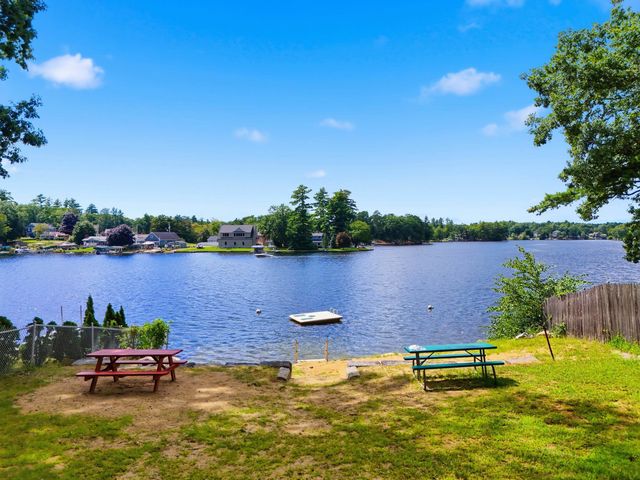 10 Nolet Avenue, Salem, NH 03079