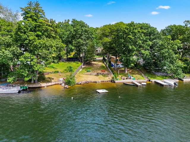 10 Nolet Avenue, Salem, NH 03079