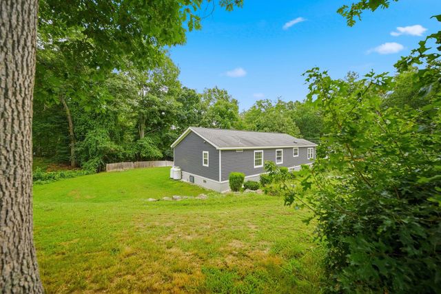 10 Nolet Avenue, Salem, NH 03079