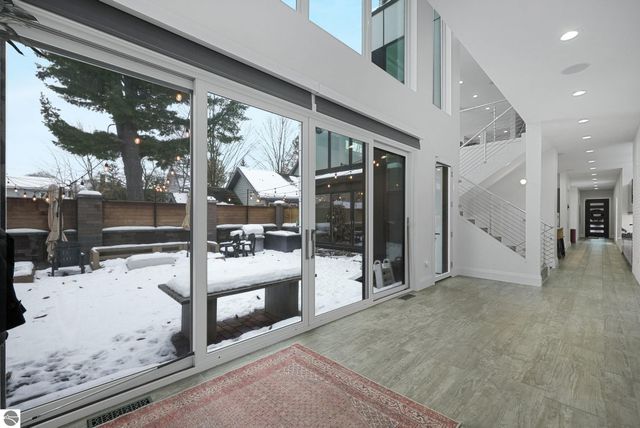 124 N Oak Street, Traverse City, MI 49684