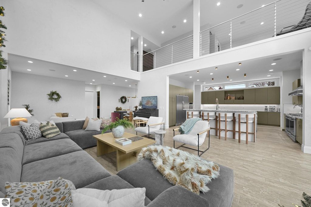 Image 14 of property listing at 124 N Oak Street, Traverse City, MI 49684