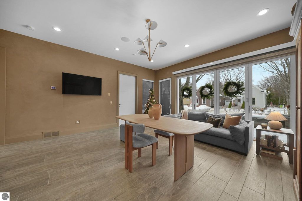 Image 19 of property listing at 124 N Oak Street, Traverse City, MI 49684