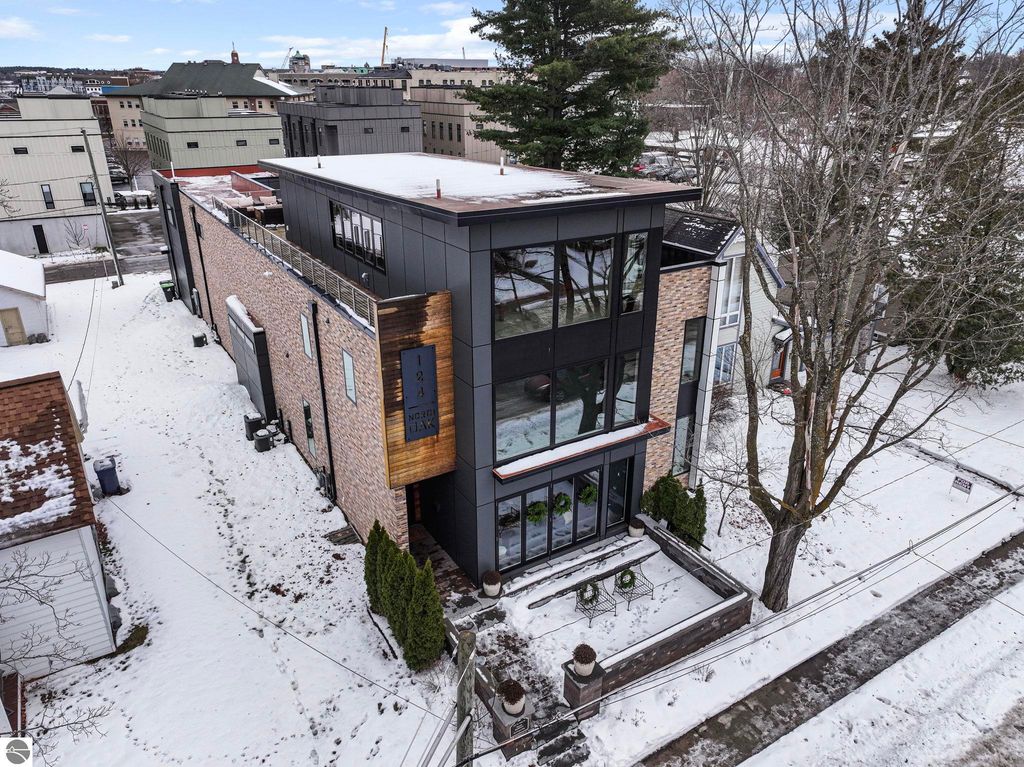 Image 61 of property listing at 124 N Oak Street, Traverse City, MI 49684