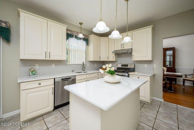 19 Pecan Valley Drive, Marlboro, NJ 07746