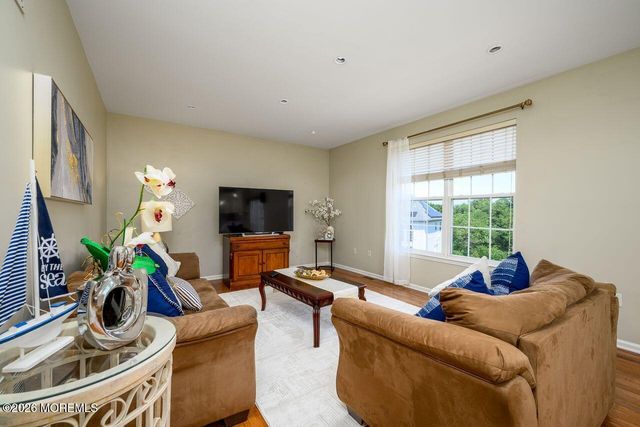 19 Pecan Valley Drive, Marlboro, NJ 07746