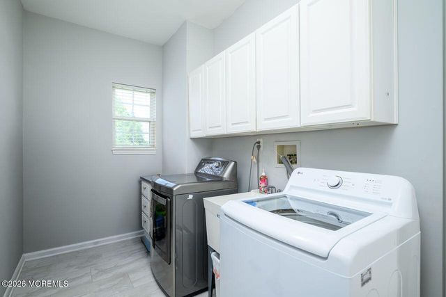 19 Pecan Valley Drive, Marlboro, NJ 07746