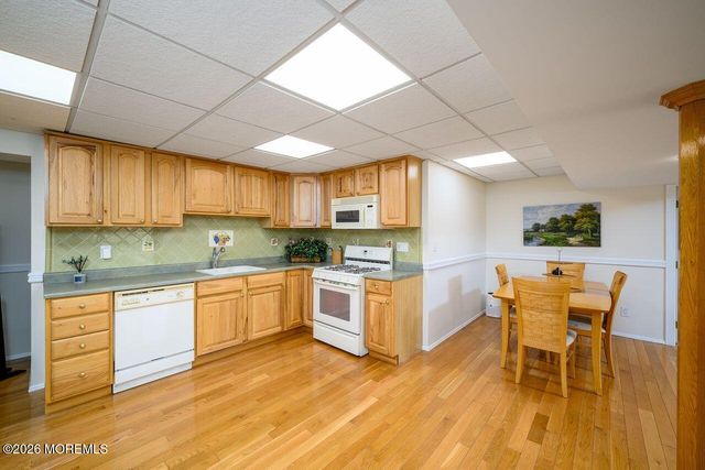 19 Pecan Valley Drive, Marlboro, NJ 07746