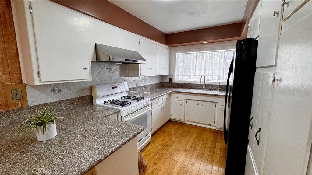 Image 8 of property listing at 5155 Arden Drive, Temple City, CA 91780