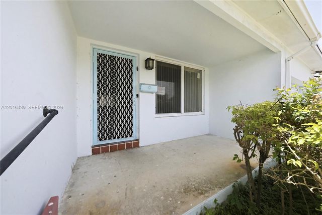 2300 N 57th Ter, Hollywood, FL 33021