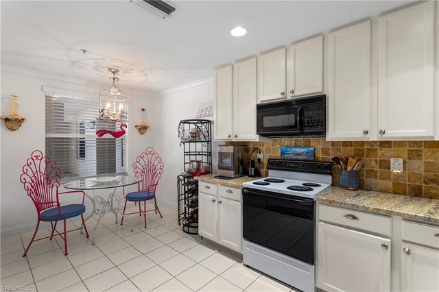 3538 Haldeman Creek DR 113, Naples, FL 34112