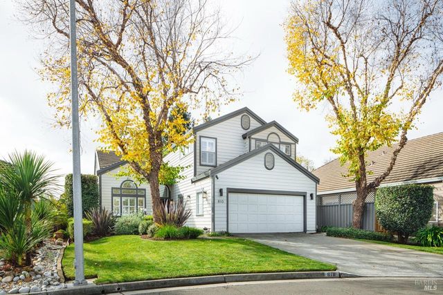 810 Wine Ct, Petaluma, CA 94954