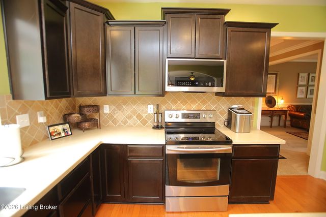7216 Williamsgate Blvd, Crestwood, KY 40014