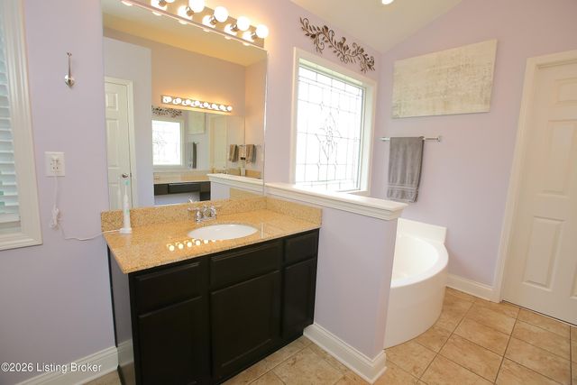7216 Williamsgate Blvd, Crestwood, KY 40014