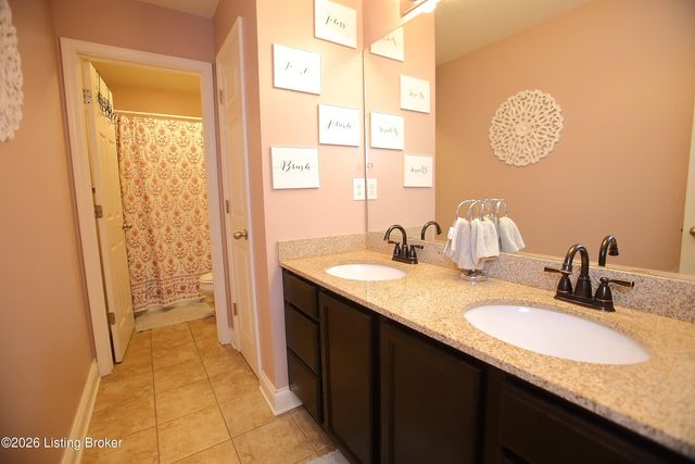 7216 Williamsgate Blvd, Crestwood, KY 40014