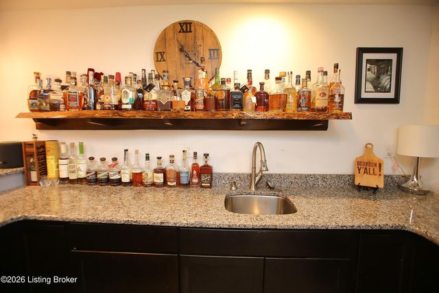 7216 Williamsgate Blvd, Crestwood, KY 40014