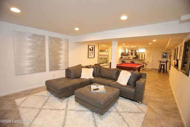7216 Williamsgate Blvd, Crestwood, KY 40014