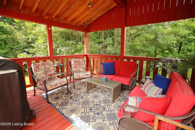 7216 Williamsgate Blvd, Crestwood, KY 40014