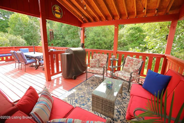 7216 Williamsgate Blvd, Crestwood, KY 40014