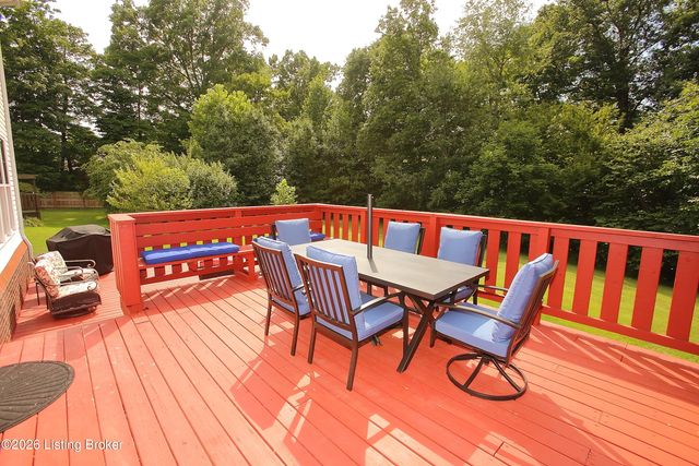 7216 Williamsgate Blvd, Crestwood, KY 40014