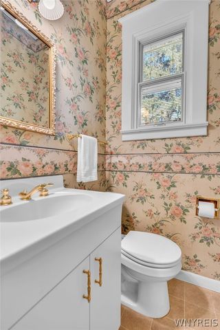 1169 Mckinley Parkway, Lackawanna, NY 14218