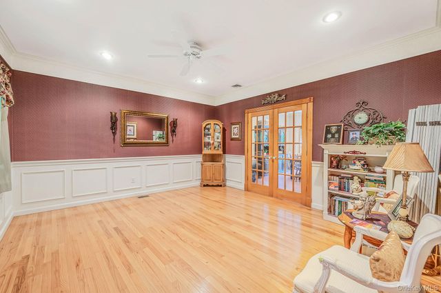 71 Buckley Road, Patchogue, NY 11772