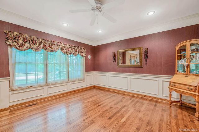 71 Buckley Road, Patchogue, NY 11772
