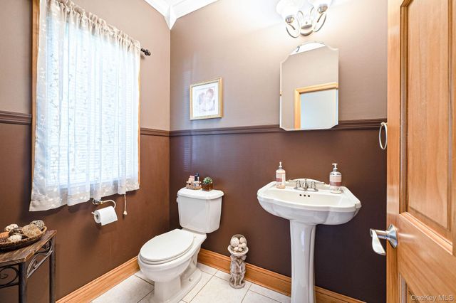 71 Buckley Road, Patchogue, NY 11772