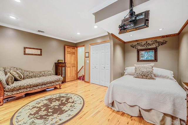 71 Buckley Road, Patchogue, NY 11772