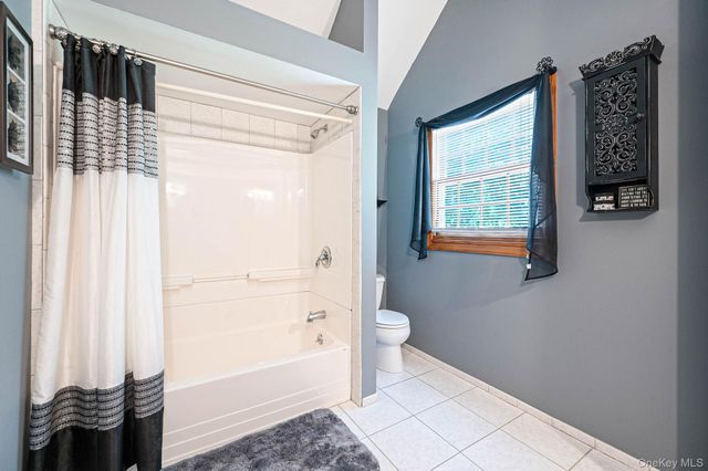 71 Buckley Road, Patchogue, NY 11772