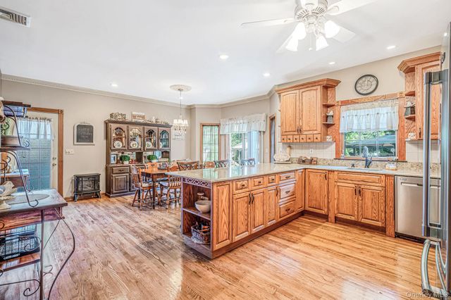 71 Buckley Road, Patchogue, NY 11772