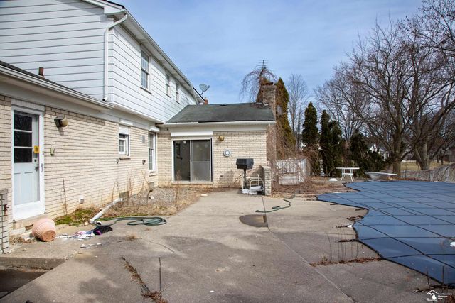 36045 Congress Court, Farmington Hills, MI 48335