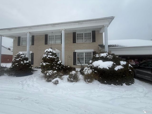 36045 Congress Court, Farmington Hills, MI 48335