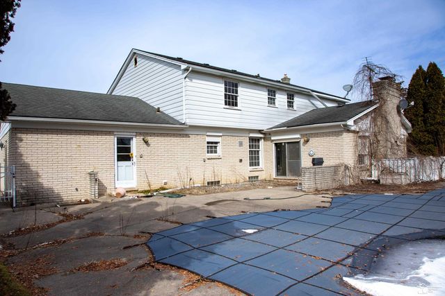 36045 Congress Court, Farmington Hills, MI 48335