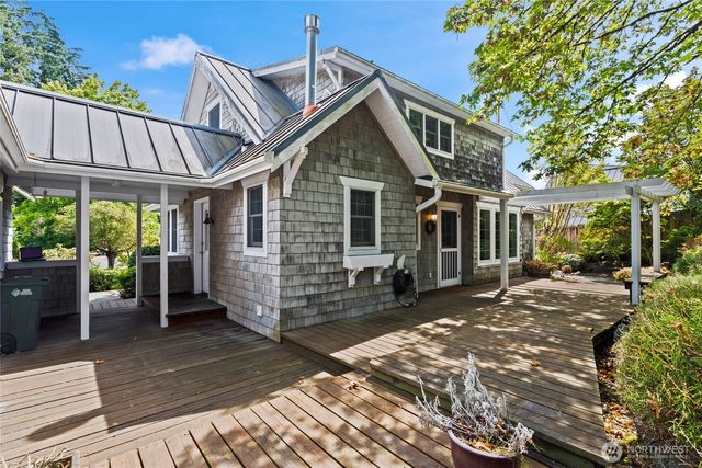5106 112th Avenue Ct E, Edgewood, WA 98372