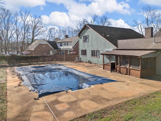 207 Woodgrove Trace, Spartanburg, SC 29301
