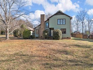 207 Woodgrove Trace, Spartanburg, SC 29301