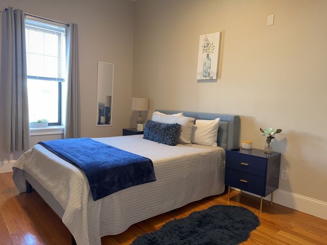 399 Broadway 3, Chelsea, MA 02150