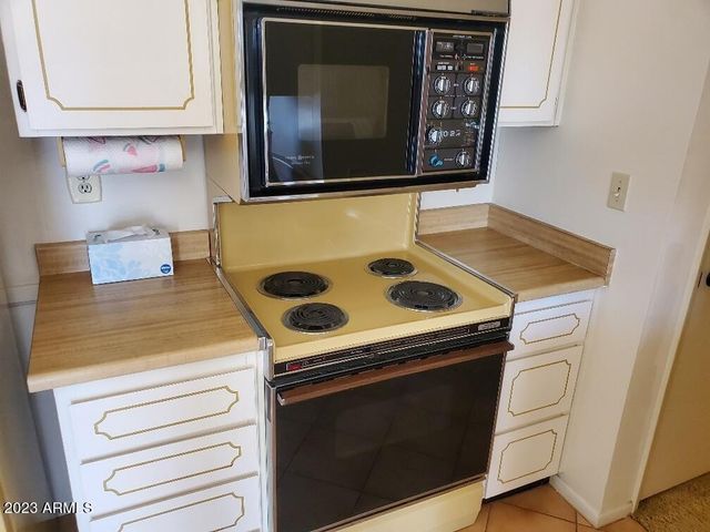 12411 W ROCK SPRINGS Drive, Sun City West, AZ 85375