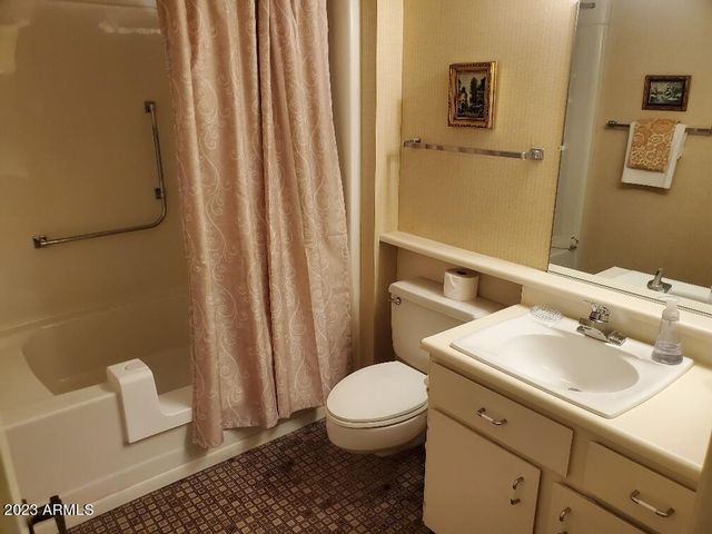 12411 W ROCK SPRINGS Drive, Sun City West, AZ 85375