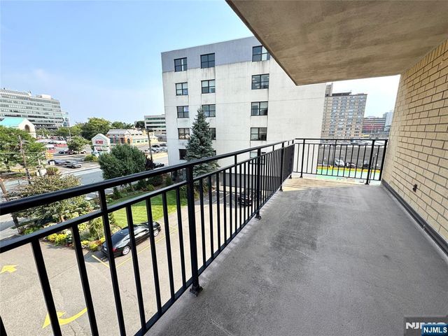 2185 Lemoine Avenue 4A, Fort Lee, NJ 07024