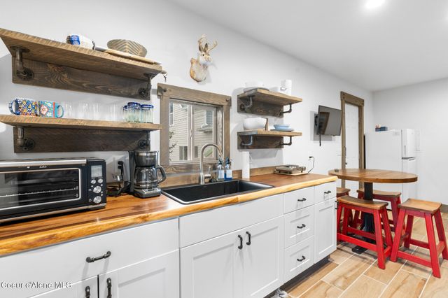 251 E GARFIELD AVE, Harrison, ID 83833