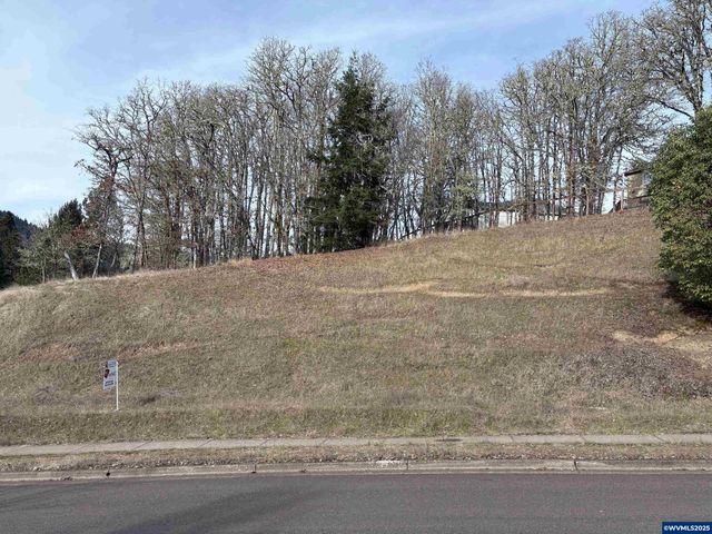 4577 NW Boxwood Dr, Corvallis, OR 97330
