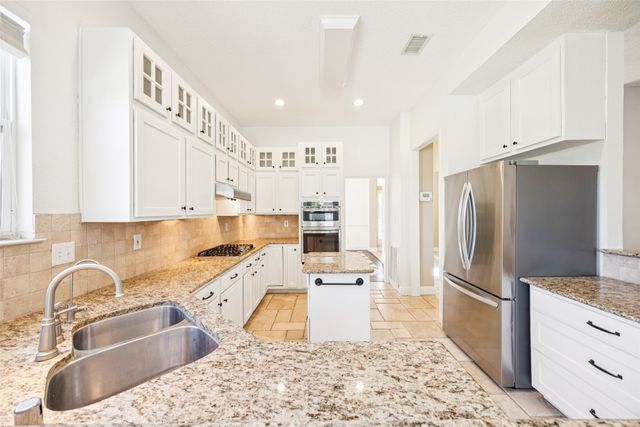 2808 Buena Vista Court, Carrollton, TX 75007